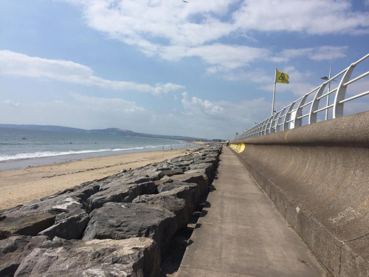 Beach Break Aberavon Holiday Home By The Sea Port Talbot Exterior photo
