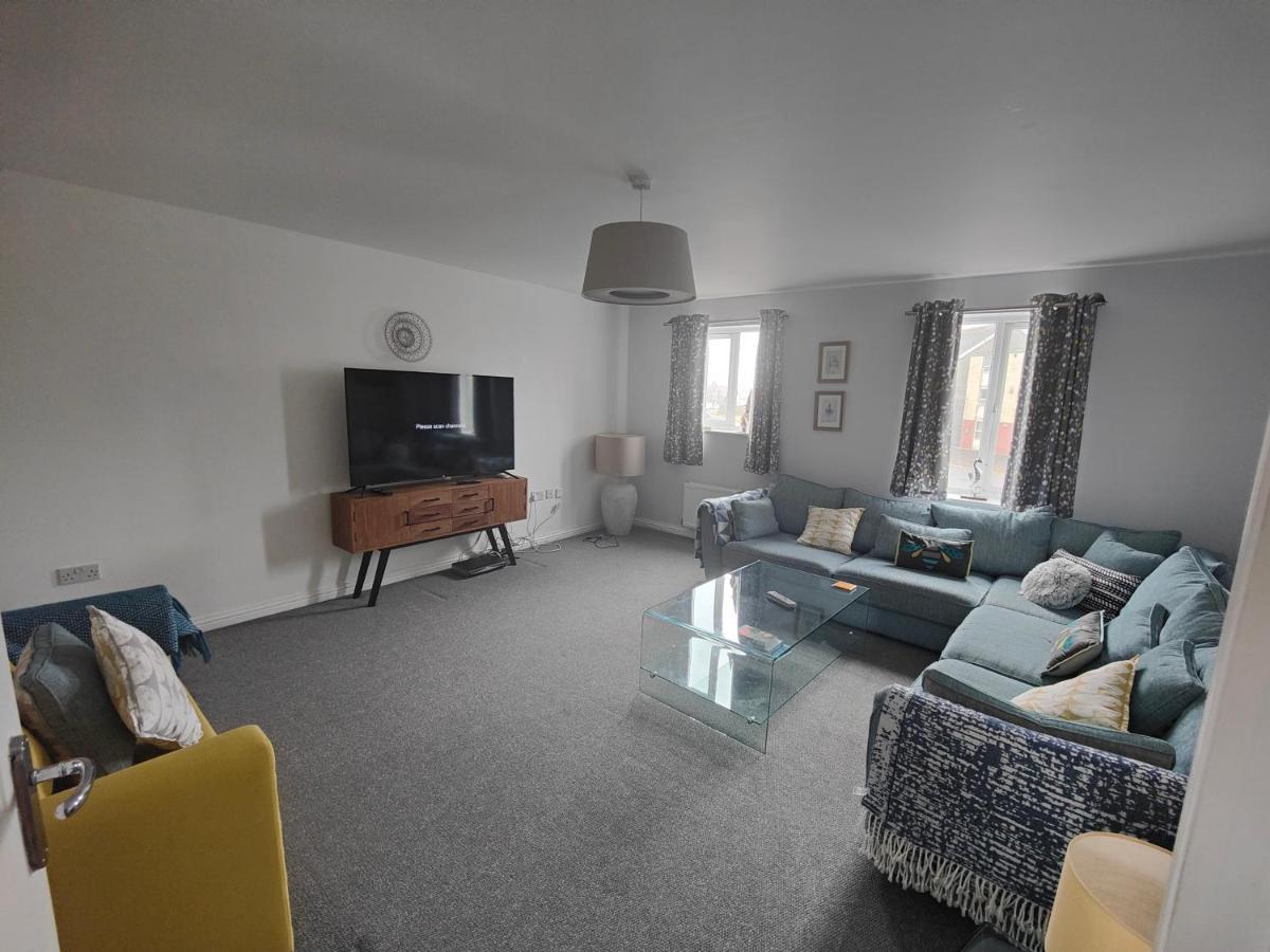 Beach Break Aberavon Holiday Home By The Sea Port Talbot Exterior photo